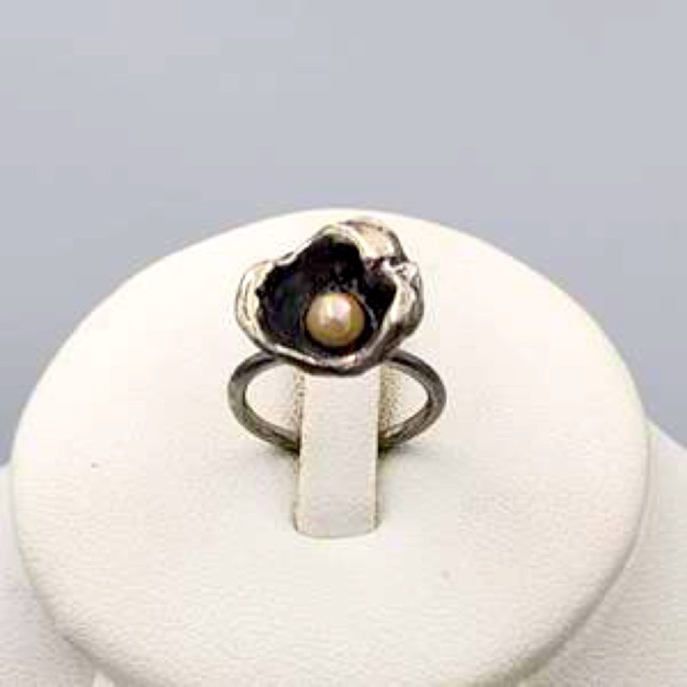Vintage Sterling Silver Pearl Ring
